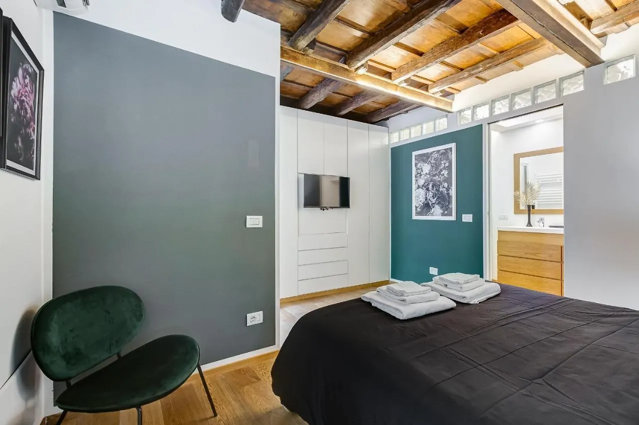 Bdc - The Secret Garden In Trevi Apartment Rome