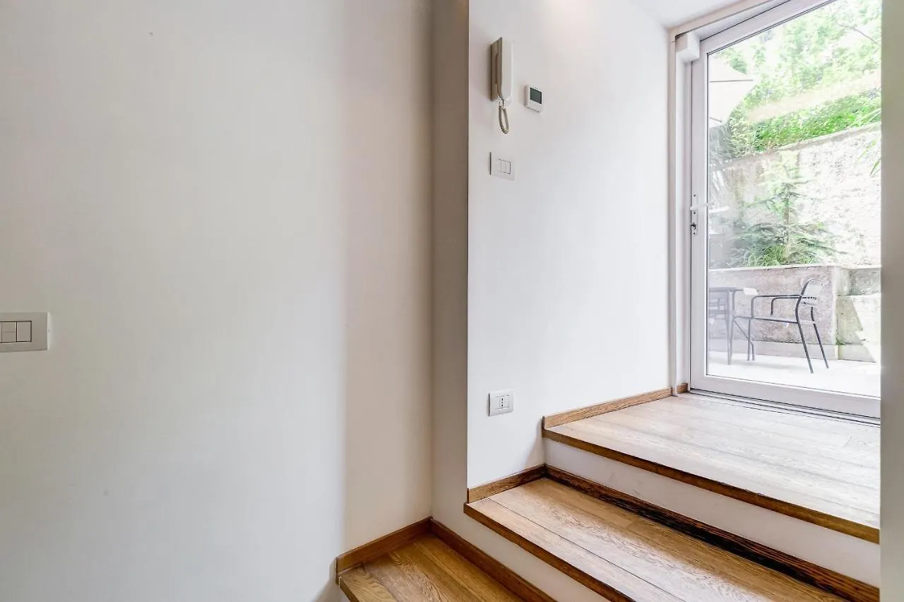 Bdc - The Secret Garden In Trevi Apartment Rome