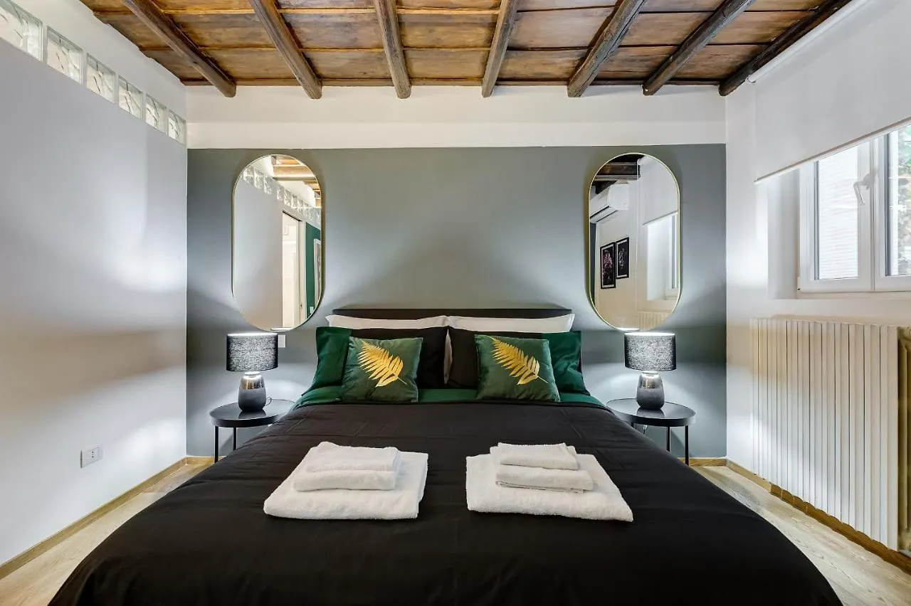 Bdc - The Secret Garden In Trevi Apartment Rome