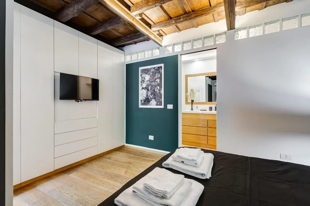 Bdc - The Secret Garden In Trevi Apartment Rome