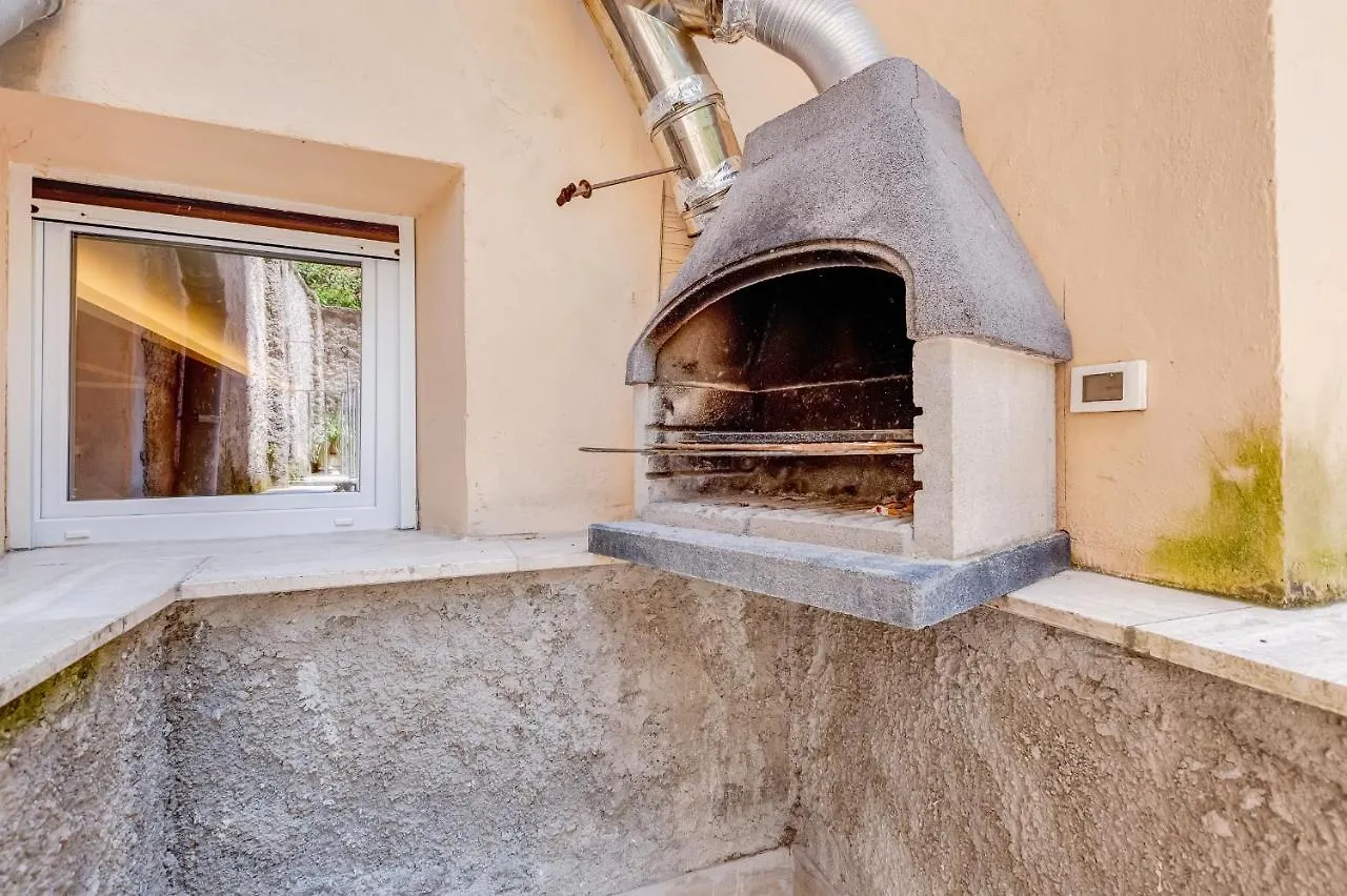 Bdc - The Secret Garden In Trevi Apartment Rome
