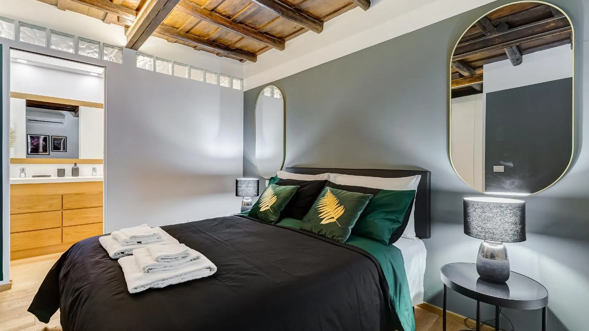 Bdc - The Secret Garden In Trevi Apartment Rome