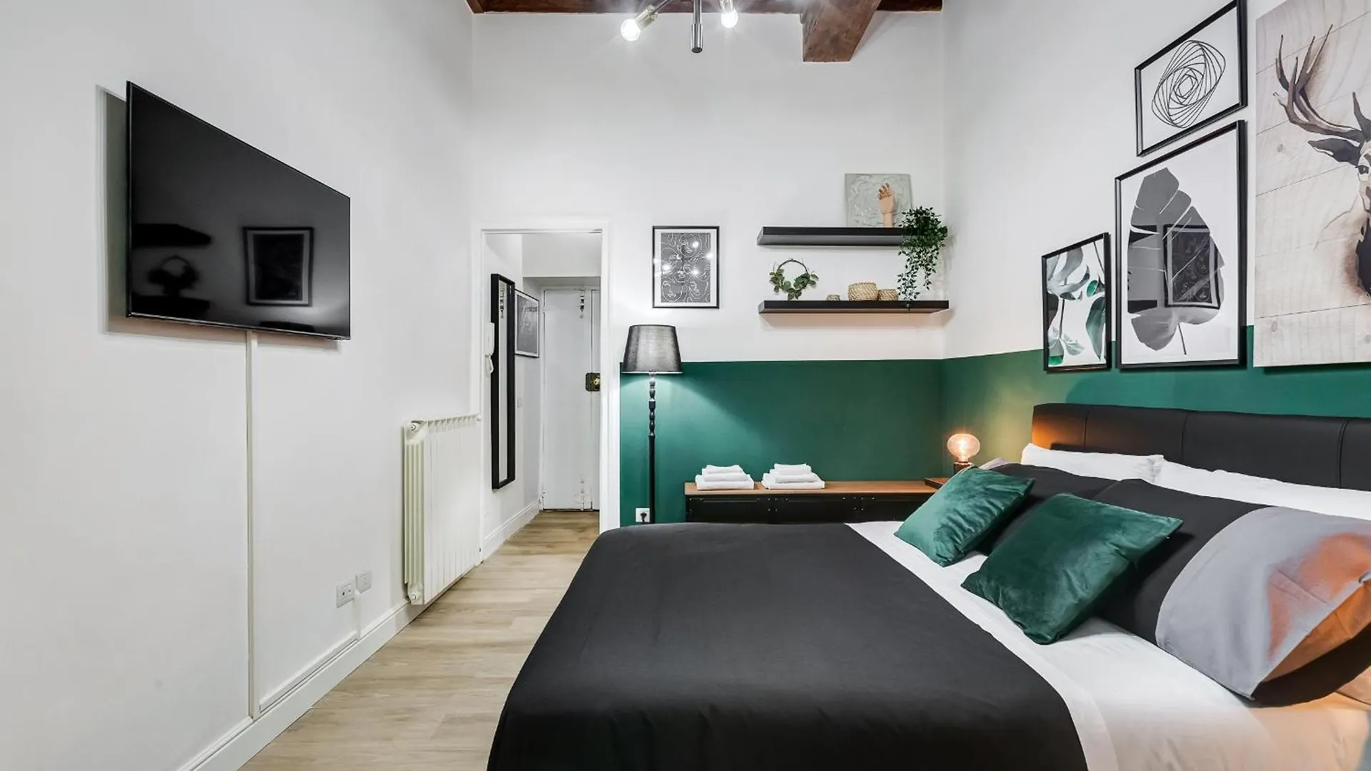 Bdc - The Secret Garden In Trevi Apartment Rome