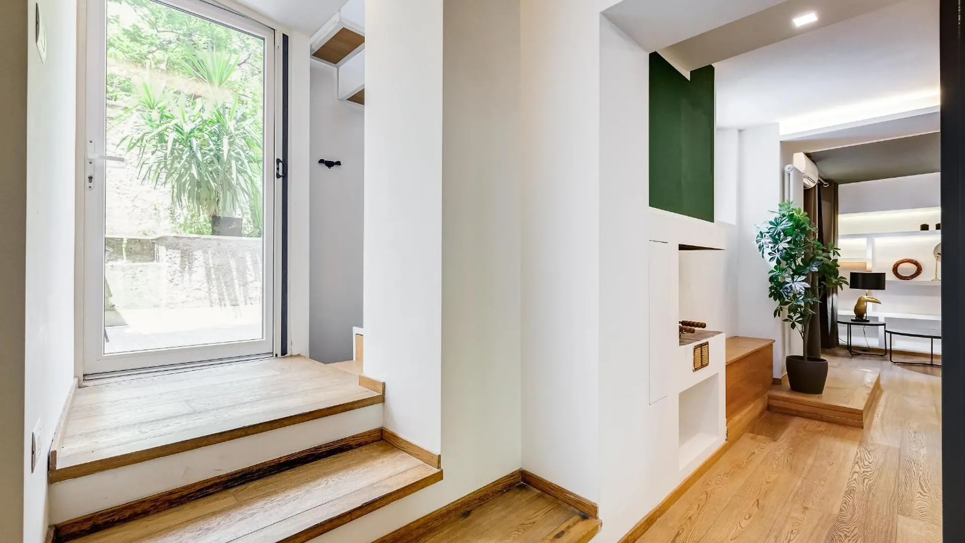 Bdc - The Secret Garden In Trevi Apartment Rome